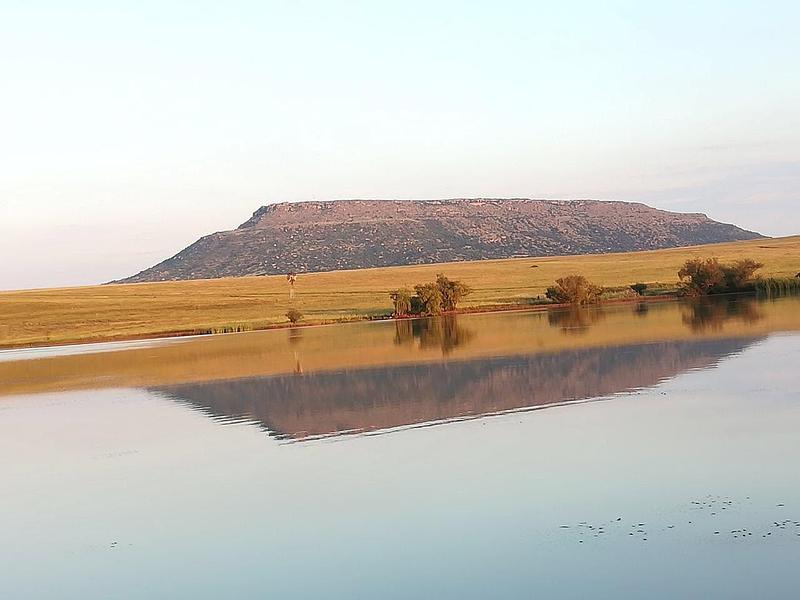 Emanzini Country Resort - Photo 2